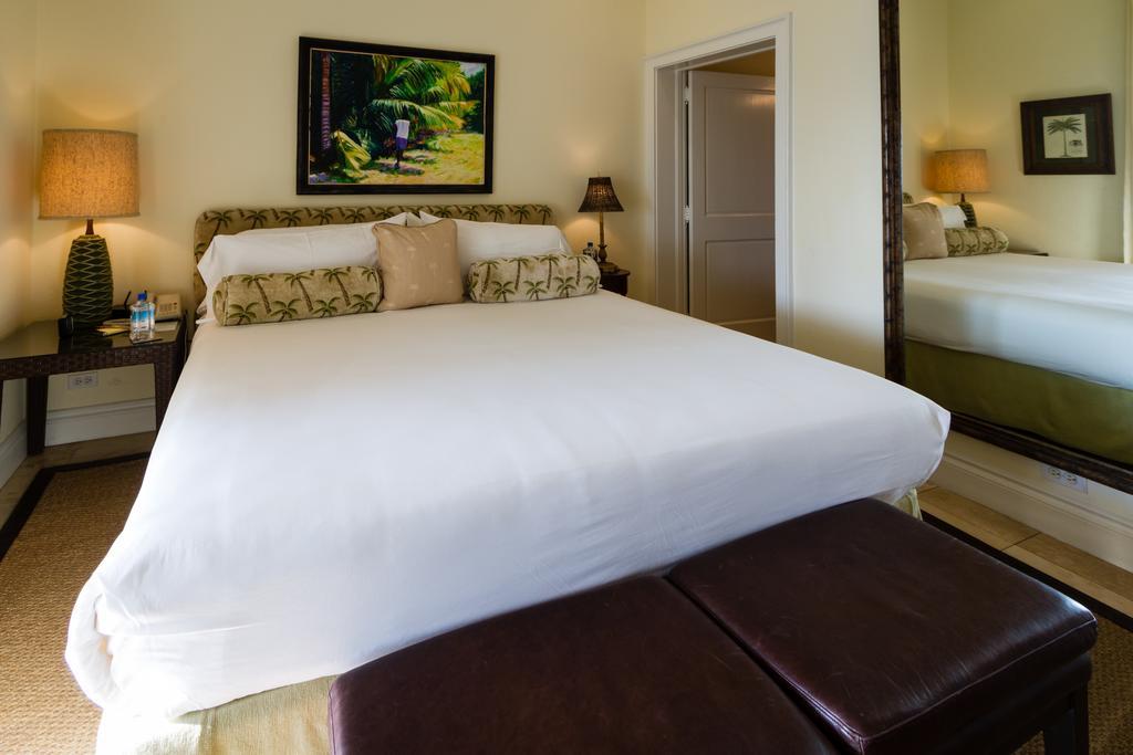 Rock House Harbour Island Hotel Dunmore Town Room photo